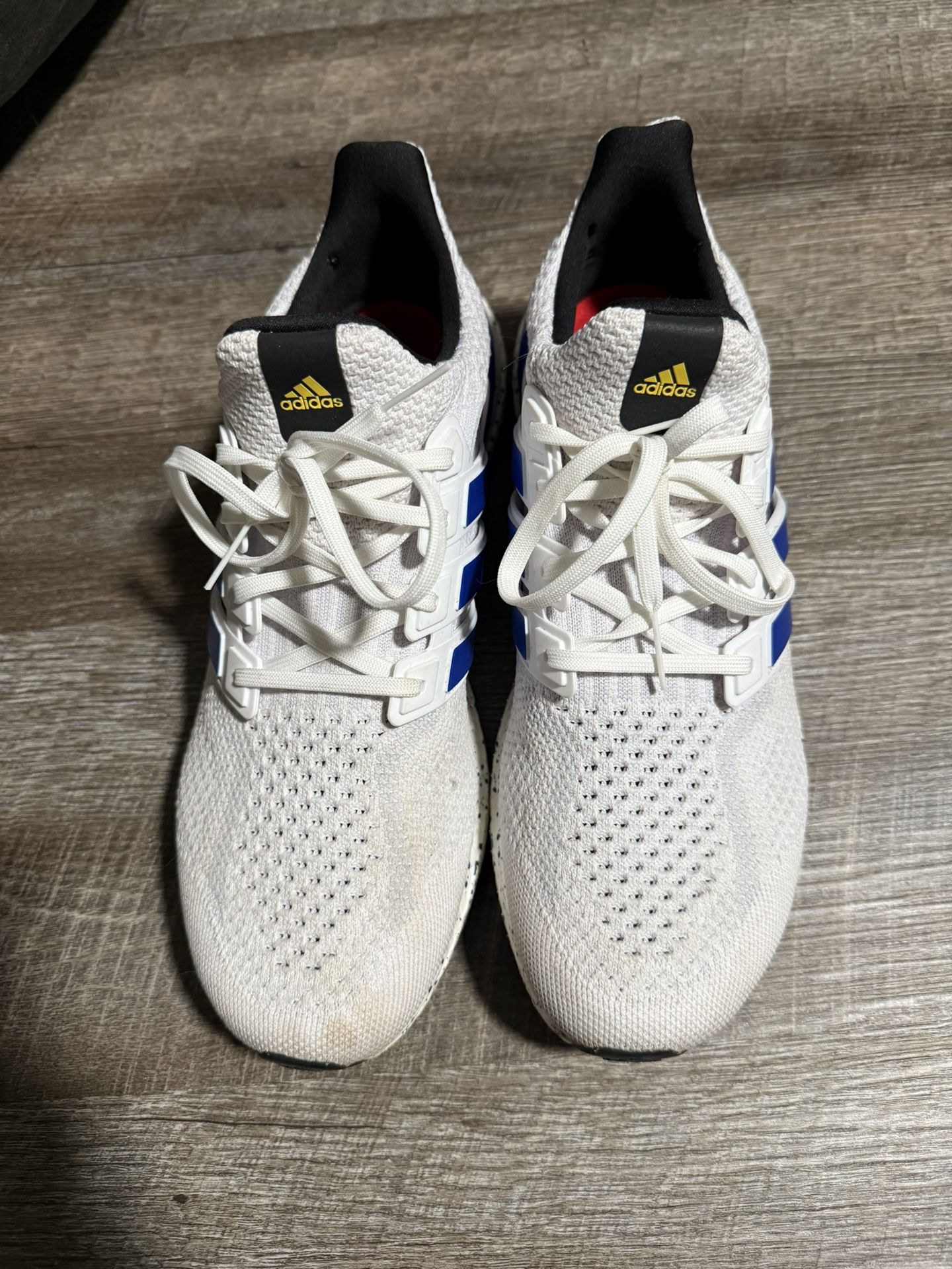 Adidas Ultra Boost 12