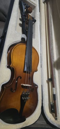 Mendini Violin 3/4 $59