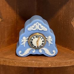 Carol Pongracic ~ Wedgwood Mantle Clock ~ 1/12 Scale Miniature ~ SIGNED & DATED