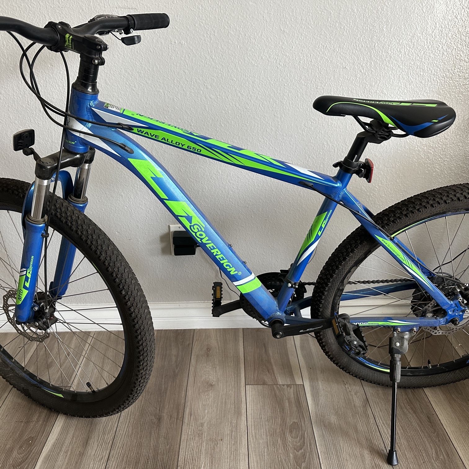 Mountain Bike (27.5 X2.35)