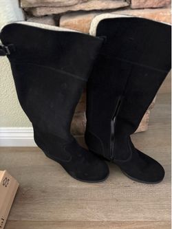 Women’s Boots size 10