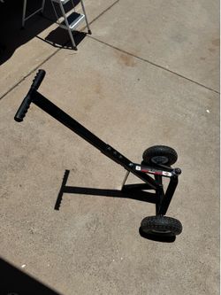 Tractor supply trailer dolly