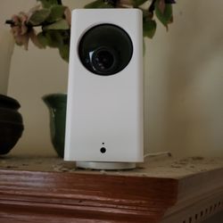 3 Wyze Cameras 