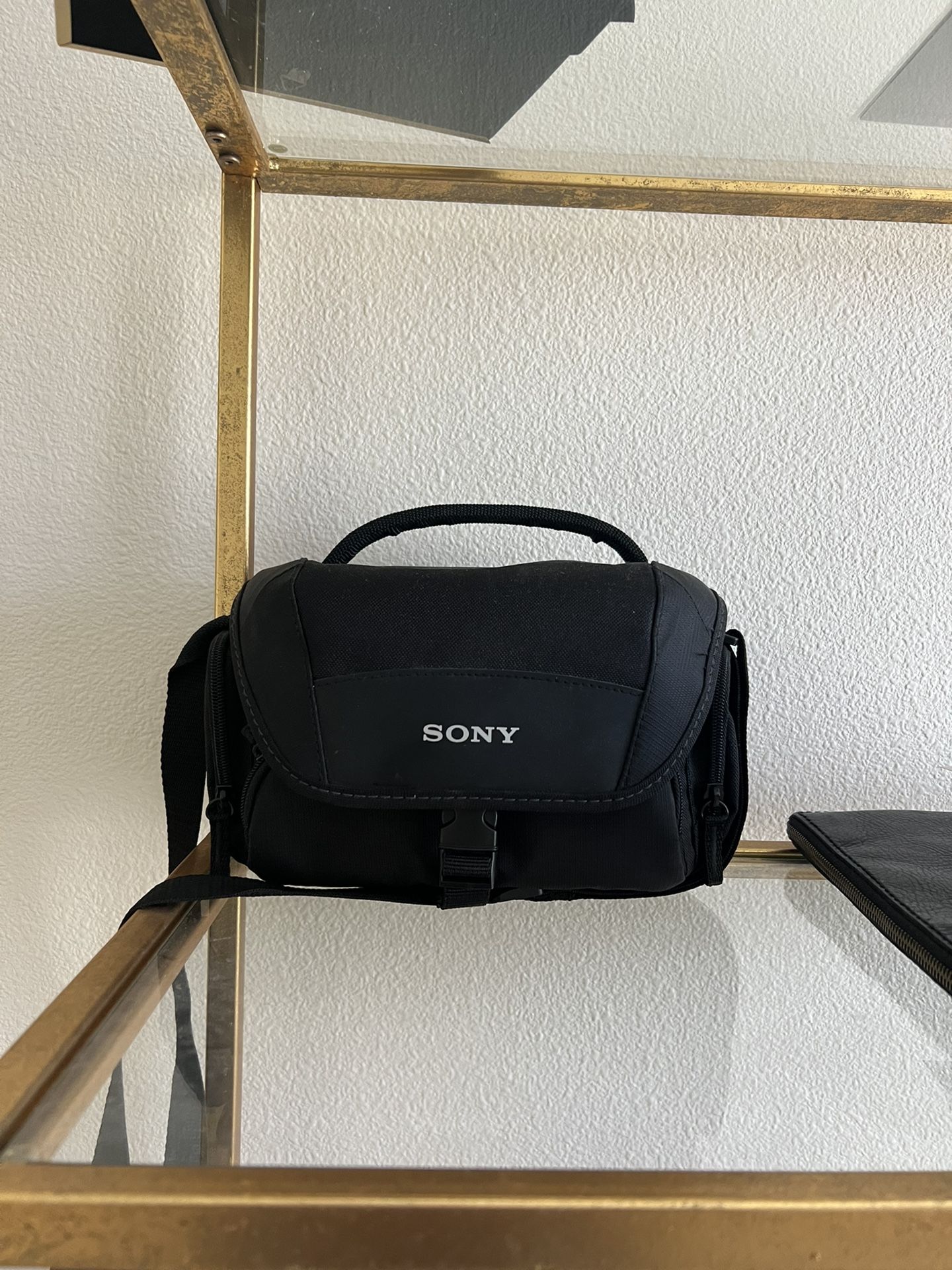 Sony LCSU21 Soft Carrying Case