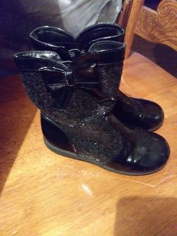 New girls black booties size 12
