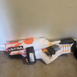 Nerf ultra one, Comes with nerf darts (READ DESCRIPTION)