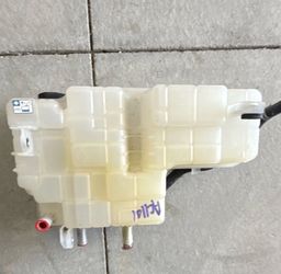 2022-2025 Toyota Tundra Radiator Coolant Bottle Reservoir Tank 164A2-F4010