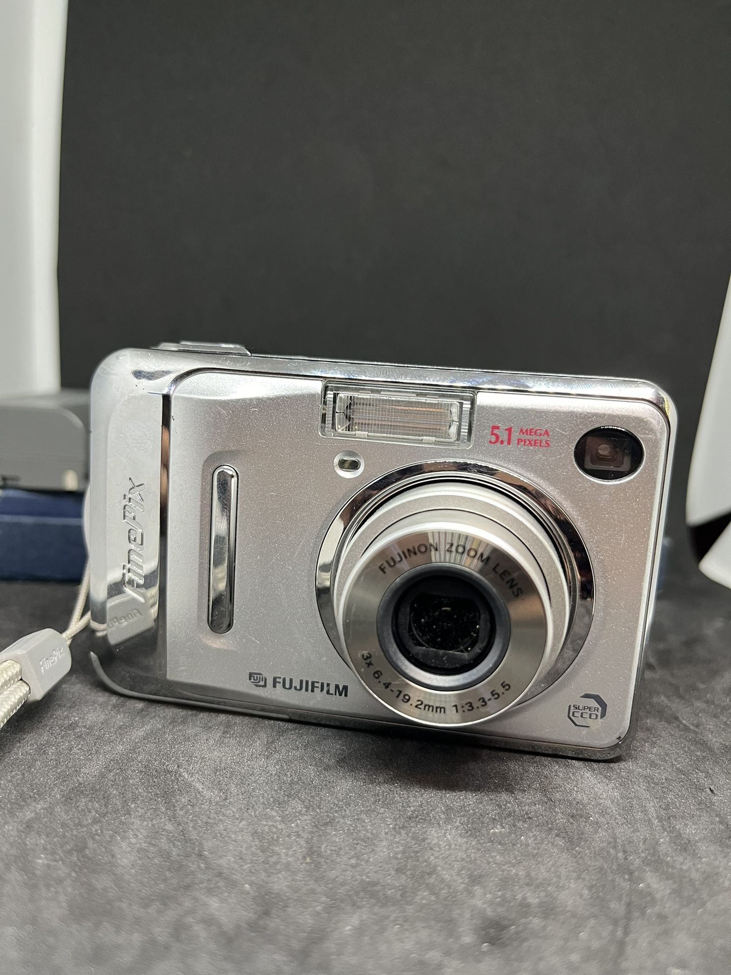 Fujifilm FinePix A Series A500 5.1MP Digital Camera - Silver