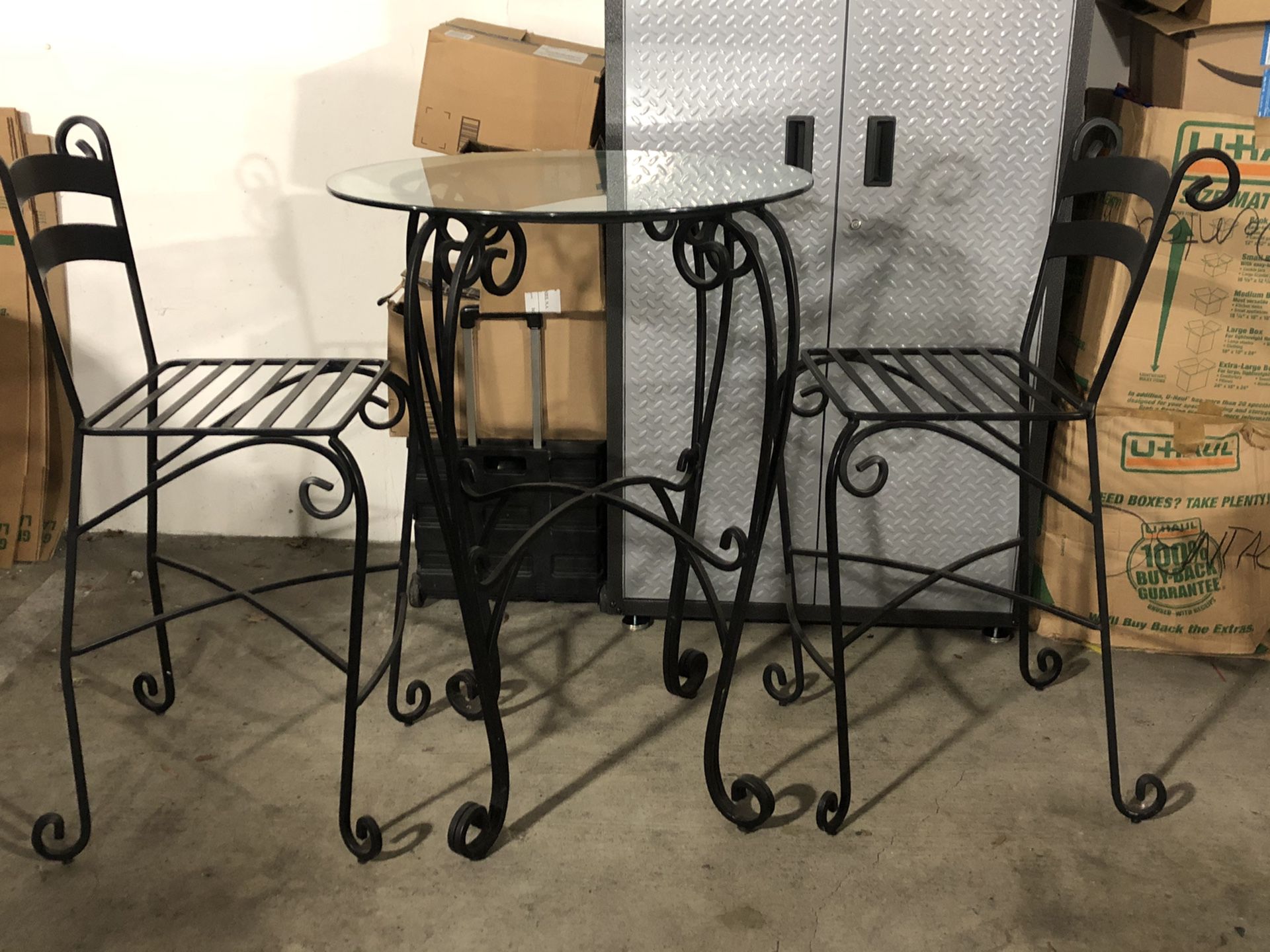 Beautiful Iron High Top breakfast/out Door Table