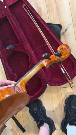 3/4 Violin with Bow and Case