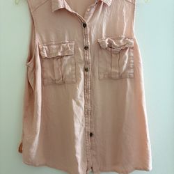 Sleeveless Button Top 