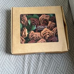 Lings Moment Rust / Teracotta Roses Box