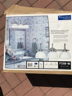 Delta three light fixture