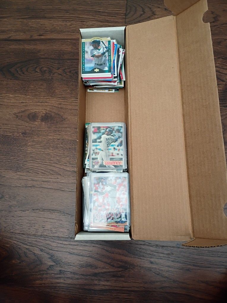 Vintage Ken Griffey Jr Baseball Cards 