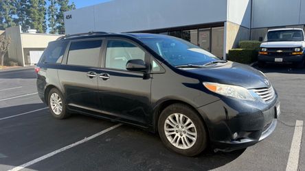 2015 Toyota Sienna