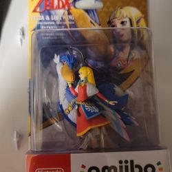 Loftwing And Zelda Amiibo