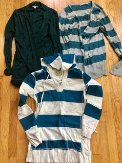Jr. Sweaters/Hoodie Lot sizes L