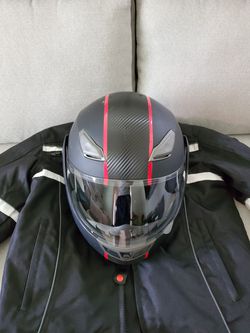 Motorcycle helmet and jacket