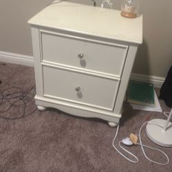 Living Spaces Dresser And Nightstand