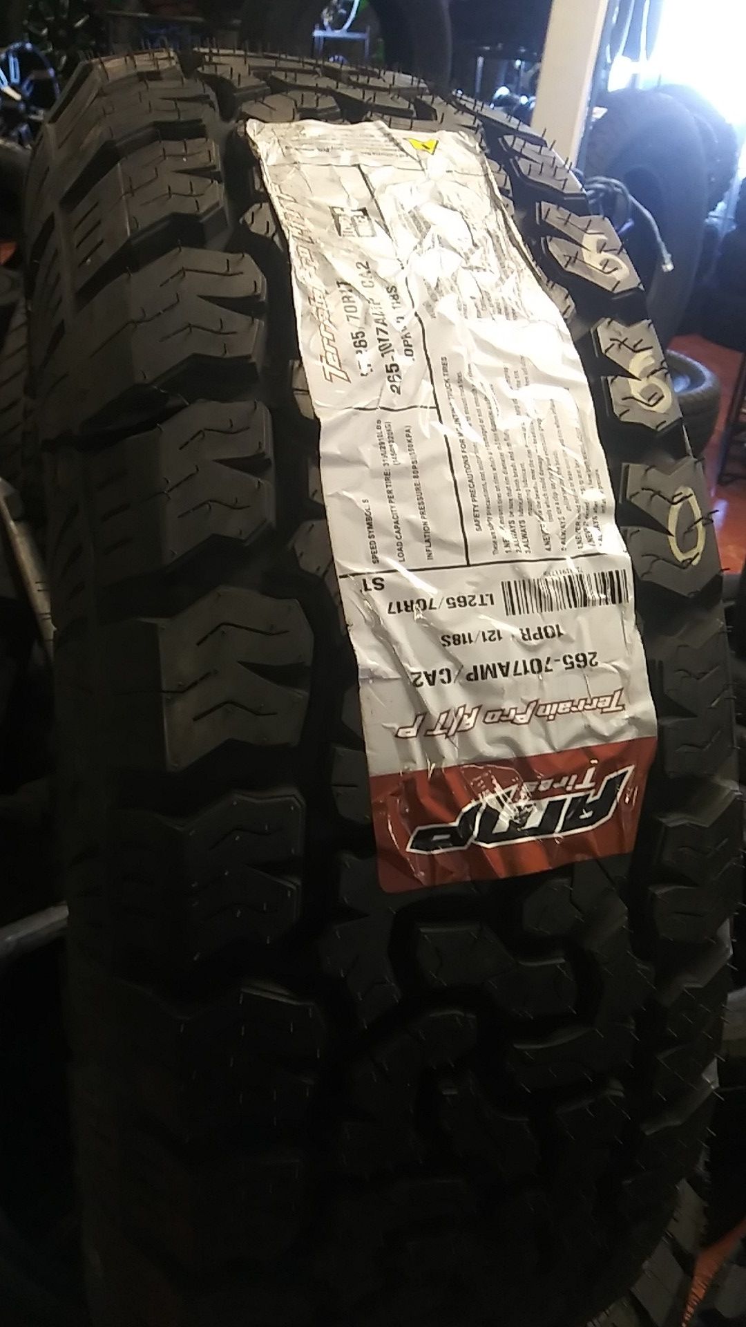 265 70 17