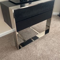 Beautiful Black With Chrome 30x18 $200.