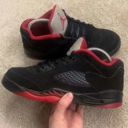 Jordan 5 low 7y