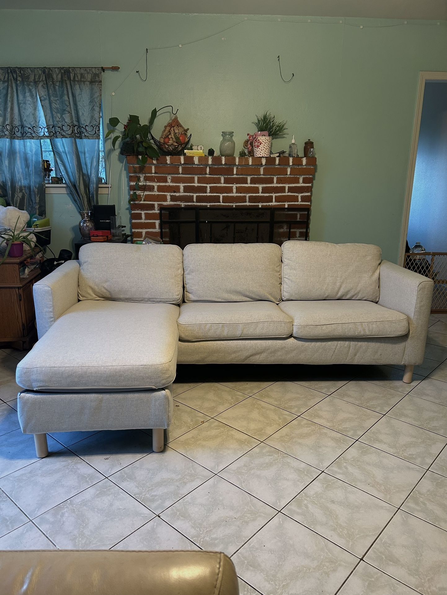 Grey Sectional (FREE DELIVERY!!!)