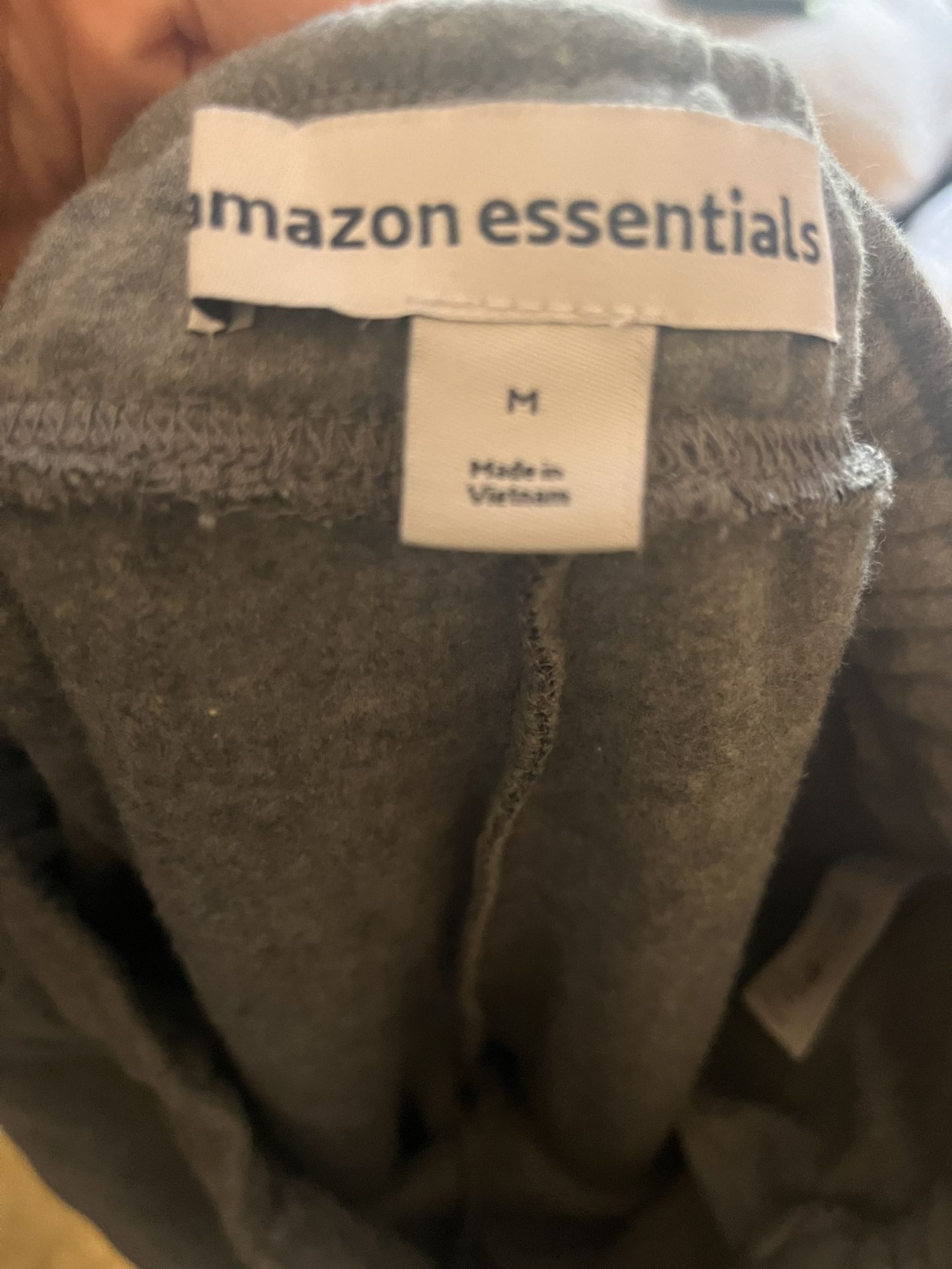 Amazon Essentials Medium Grey Mens Joggers/Sweatpants 