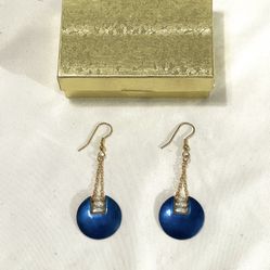 Like new vintage silver earrings with pearls