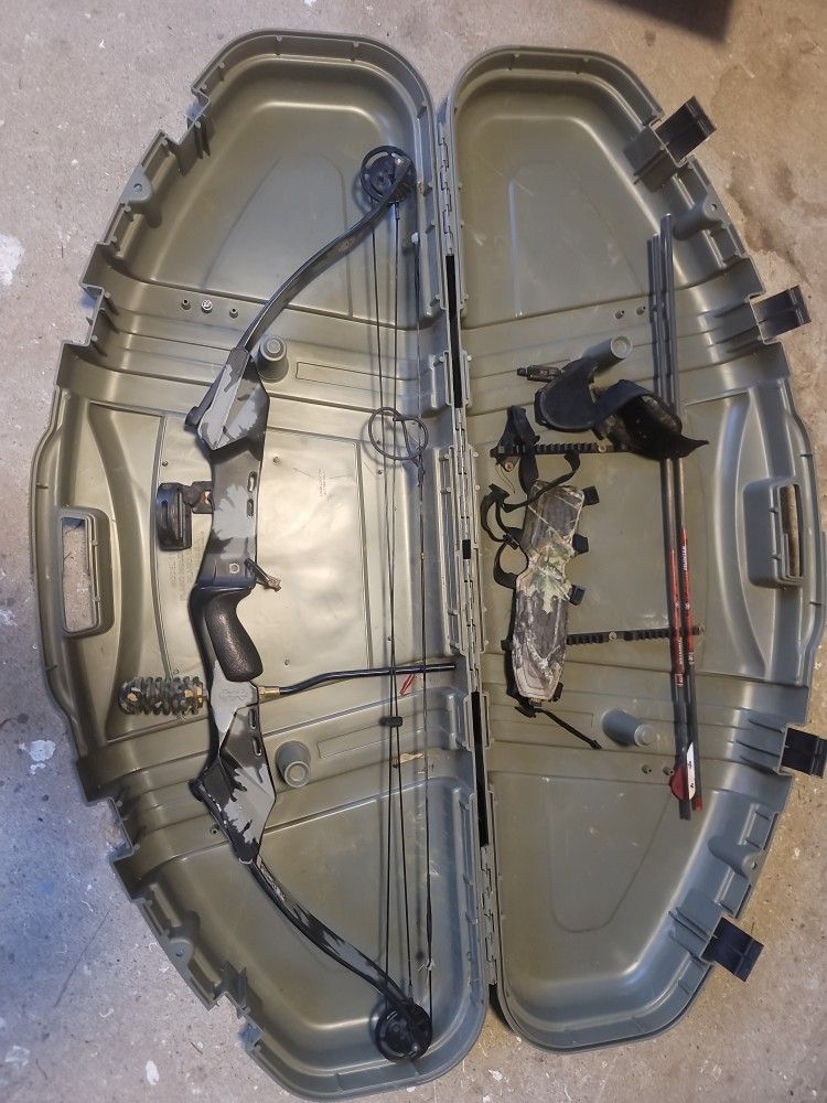 PSE Thunder Flite Bow w/hardcase