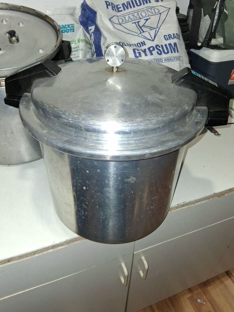 Mirro 22 Quart Pressure Cooker