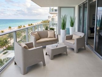 449-. PATIO 5pc  Seating Set! NEW IN BOX!