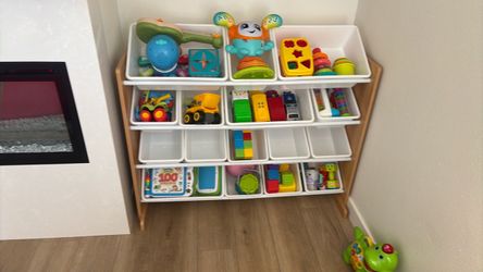 Toy bin