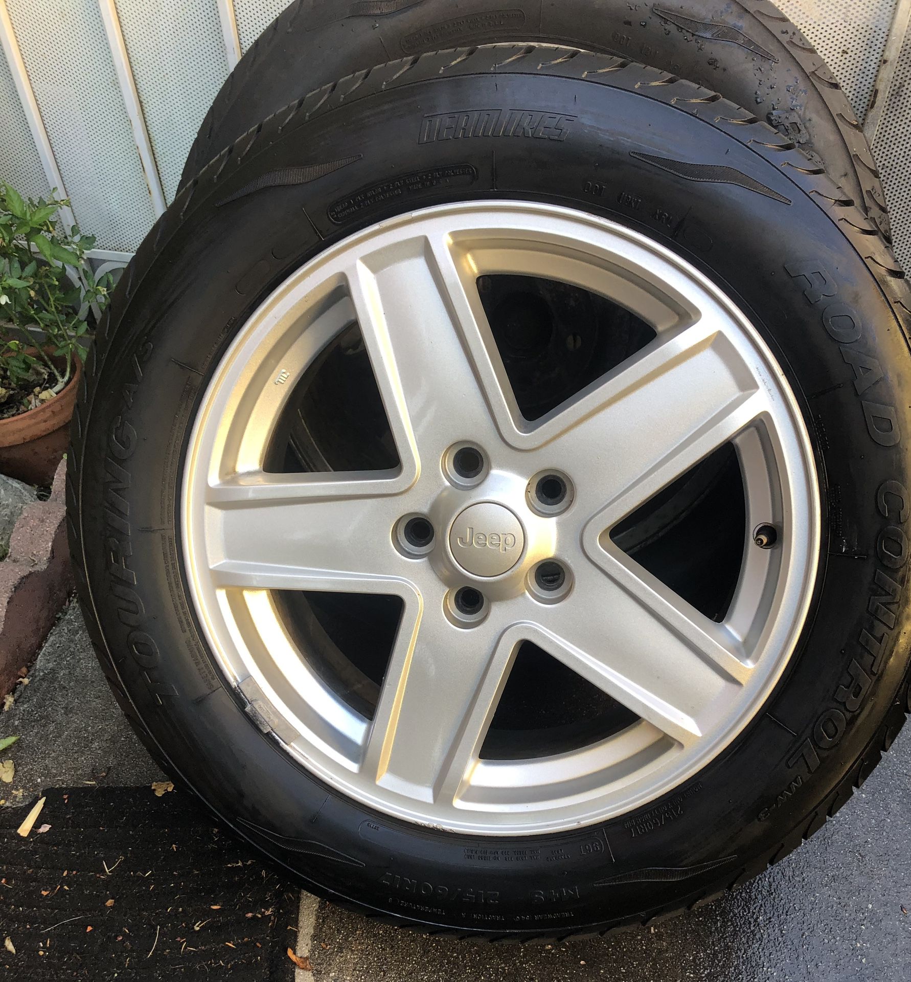 Jeep Compass Alloy Wheels With Tires