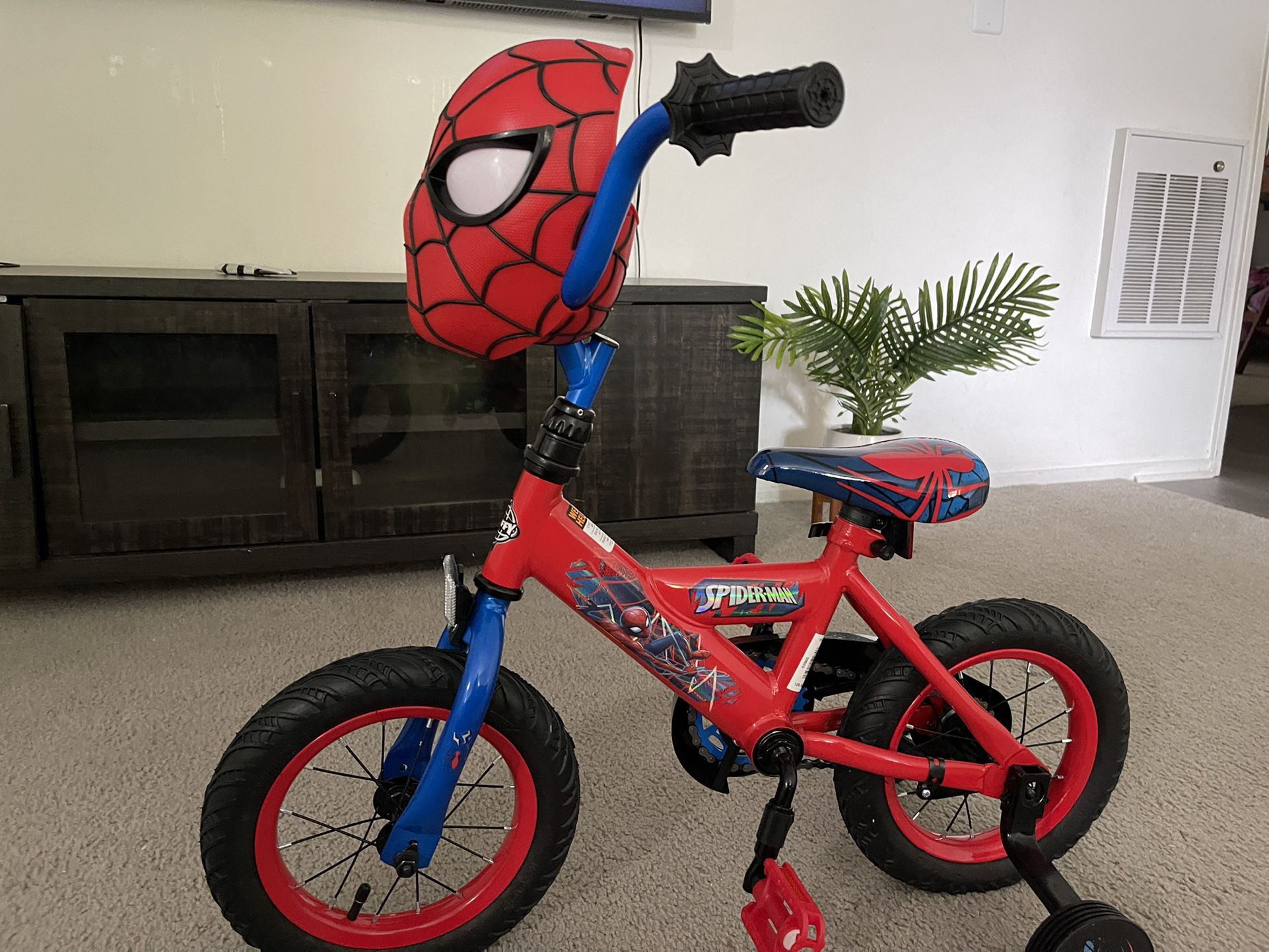 12" Marvel Spider-Man Bike for Boys' by Huffy