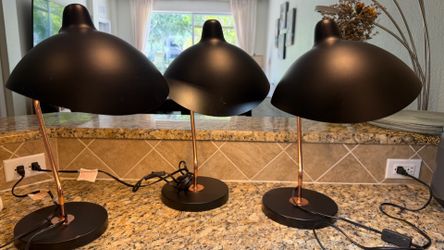 3 lamps