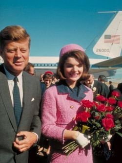 PRESIDENT JOHN & JACKIE KENNEDY PICTURE