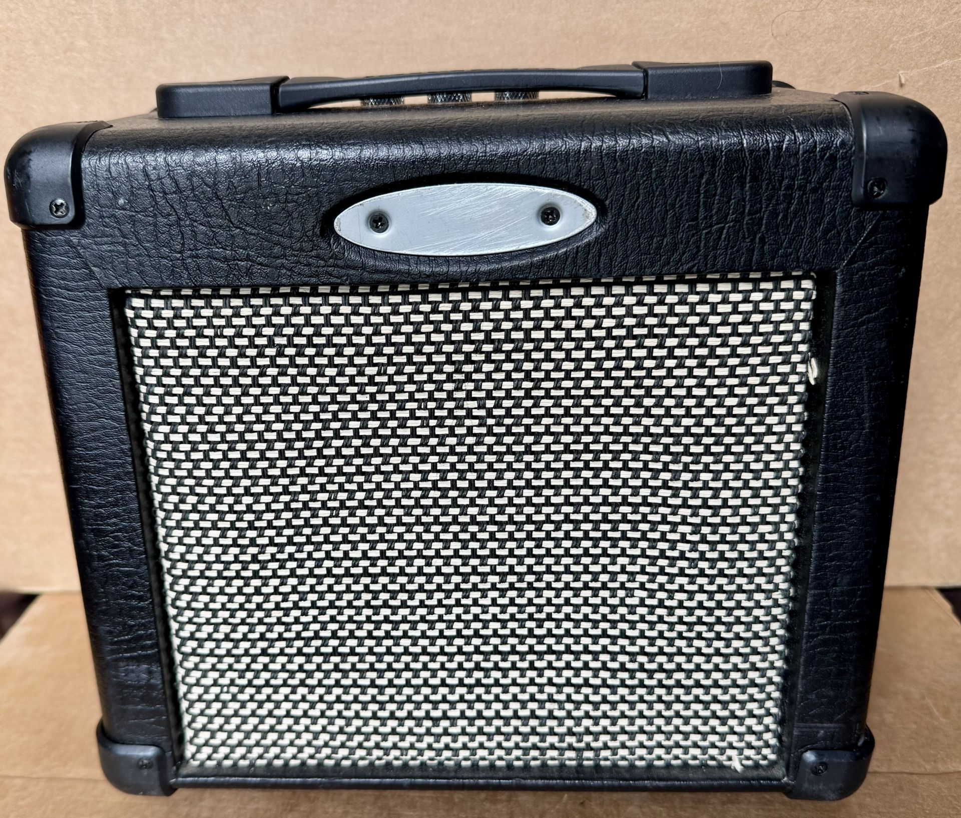 KUSTOM KGA10 instrument amplifier