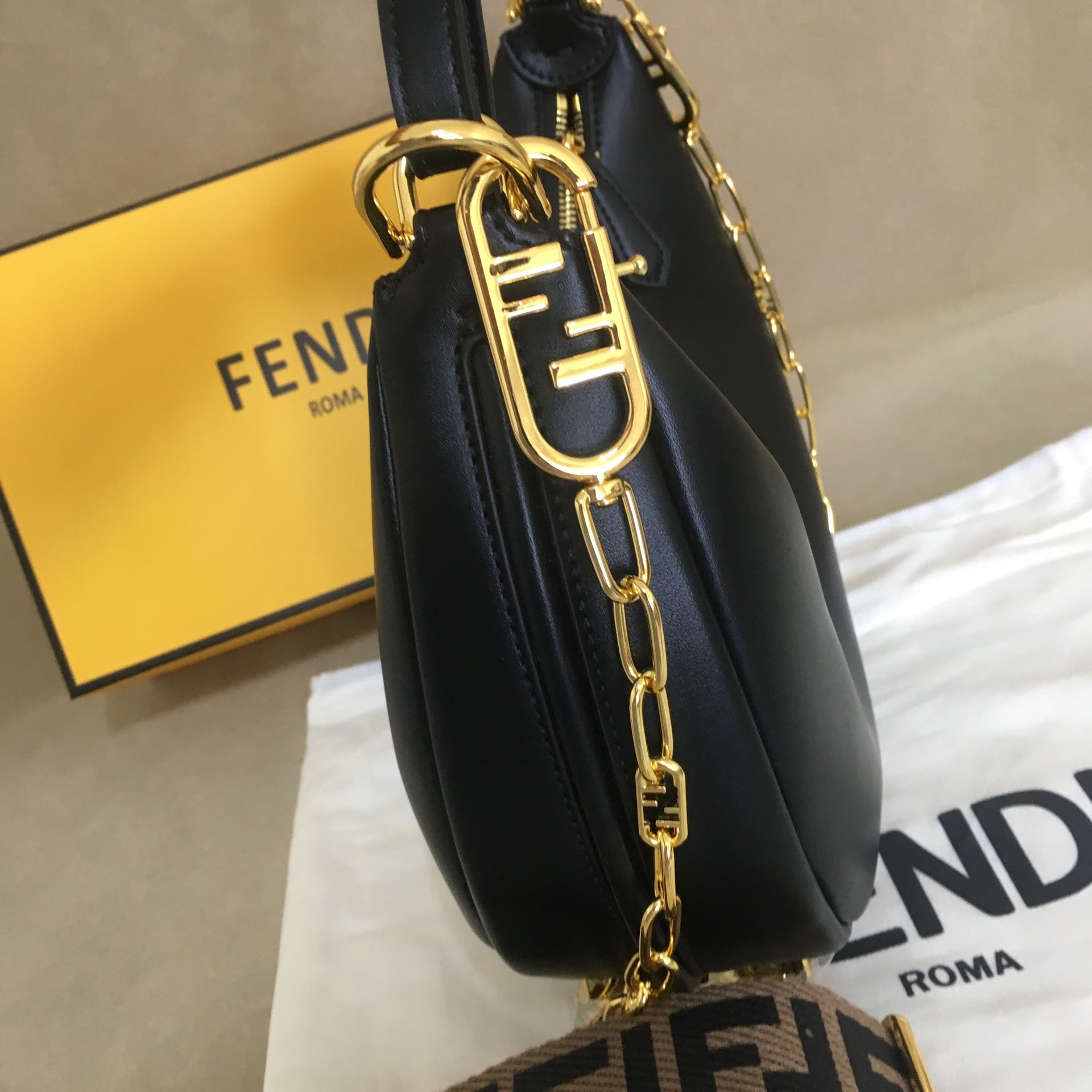 Fendi Diaper Bag for Sale in Los Angeles, CA - OfferUp