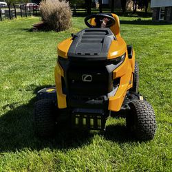 Cub Cadet XT1 Mower