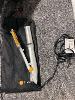 In Styler curler/straightner