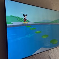 82 In LG Smart 4K UHD 