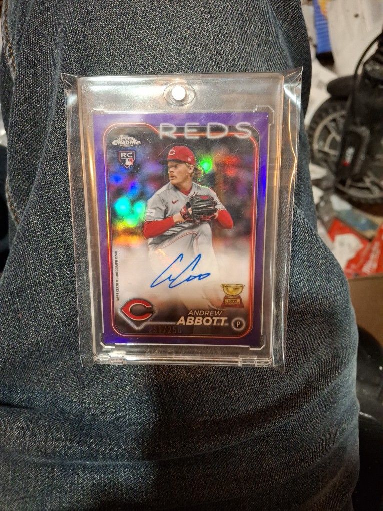 2024 Topps Chrome - Purple Refractor (Bookend Serial# 250/250) Andrew Abbott Rookie Autograph
