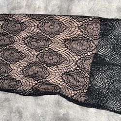 Lace Pencil Skirt 