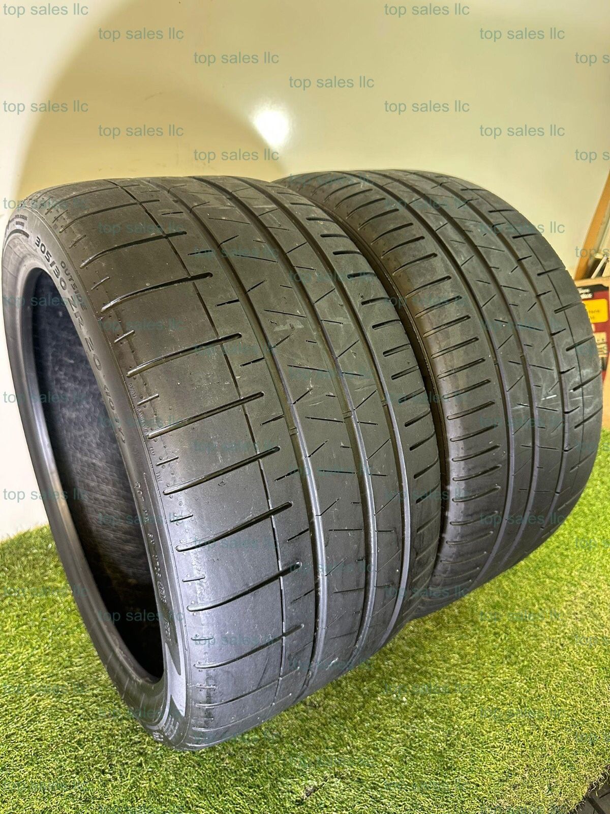 U173 305 30 20 103Y Pirelli Pzero Corsa 2 Used Tires 80% Life