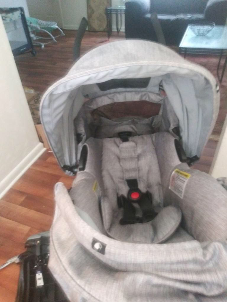Baby car seat and stroller 60 a piece