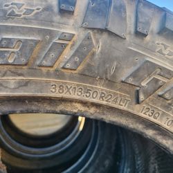 38' TIRES FOR  24 INCH WHEELS TIRES HAVE ABOUT 10 PERCENT THREAD  !!FULL SET!!