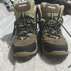 Womens Hiking Boots 