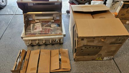 ** BRAND NEW** SPIRE 30" Built-In 5 Burner Dual Fuel Grill, All 304 Stainless Steel Body