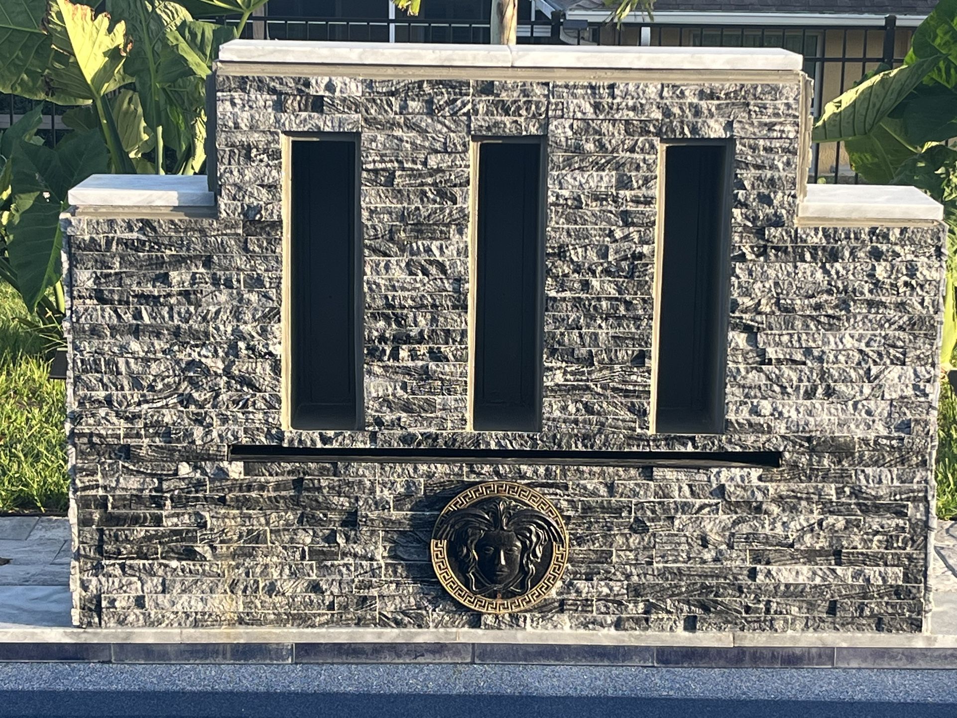 Luxury Custom Made Pool Water Fountain